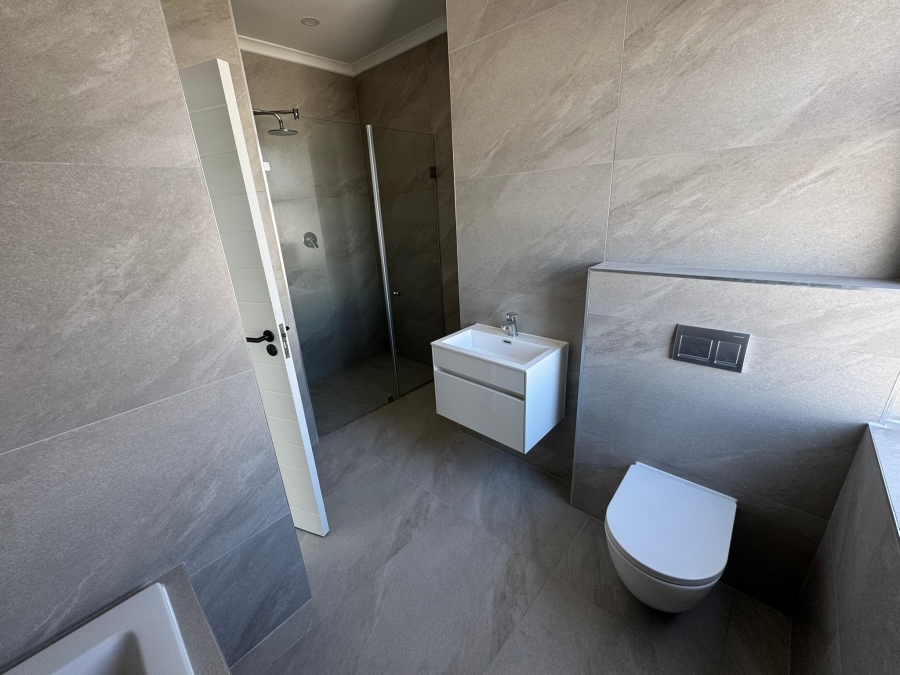 4 Bedroom Property for Sale in Sandown Western Cape